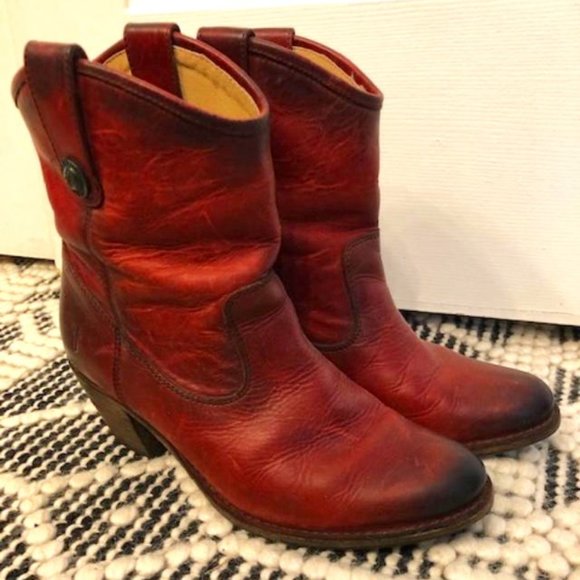 Frye Shoes - Frye boots size 6.5